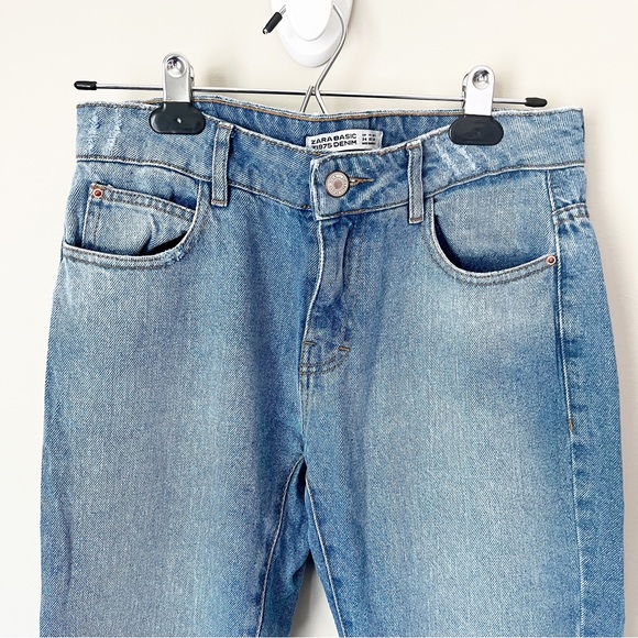 Zara Denim Frill Ruffle Cuff Raw Hem Cropped Jeans Light Wash 2 - Picture 4 of 13